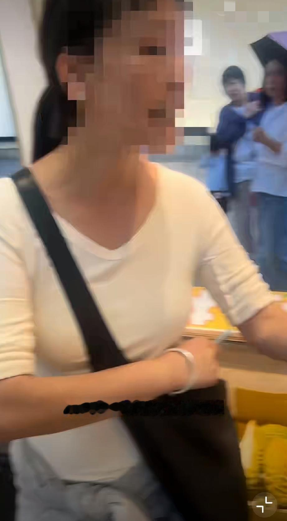 线上薅羊毛的那批人，已经开始侵蚀实体店了。。。理智薅羊毛 网购羊毛 网购羊毛党
