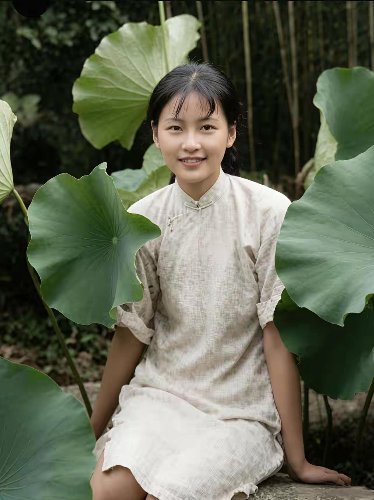 对配偶只共存不求爱，
对自己只问心不偏执。

内耗就像心里有两个小人打架，自己折