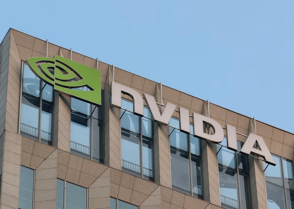 据《华尔街日报》报道，英伟达$NVDA向中国销售的芯片在出口前将在美国接受“特殊