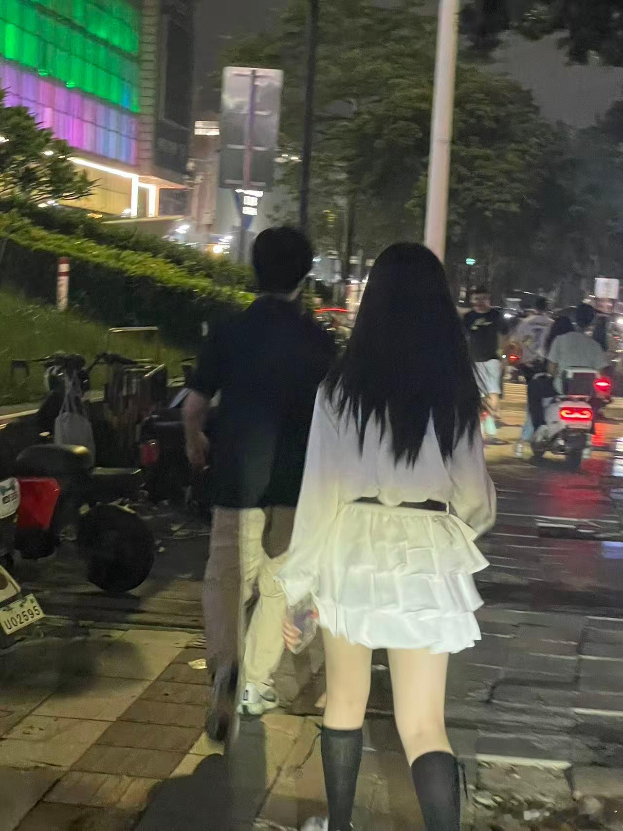 我长了很多碎发，包括图二两小登头发也都是又多又密（儿媳之前完全是细软塌），今天就