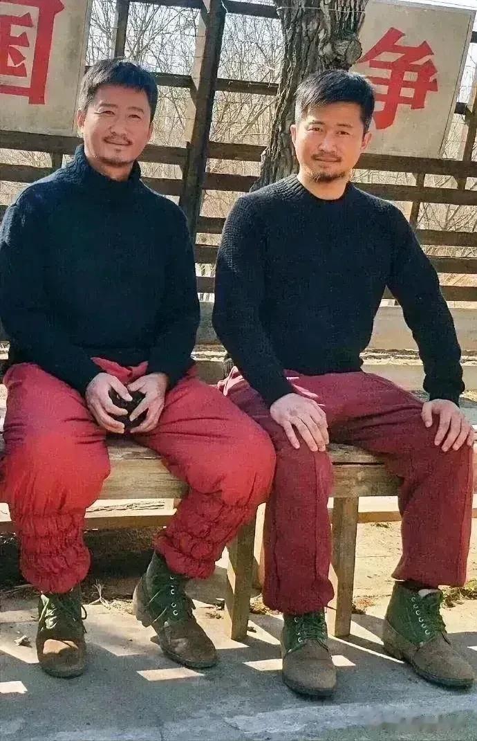 艾玛，怎么回事啊，
吴京有双胞胎兄弟？？？
#吴京退票什么梗#