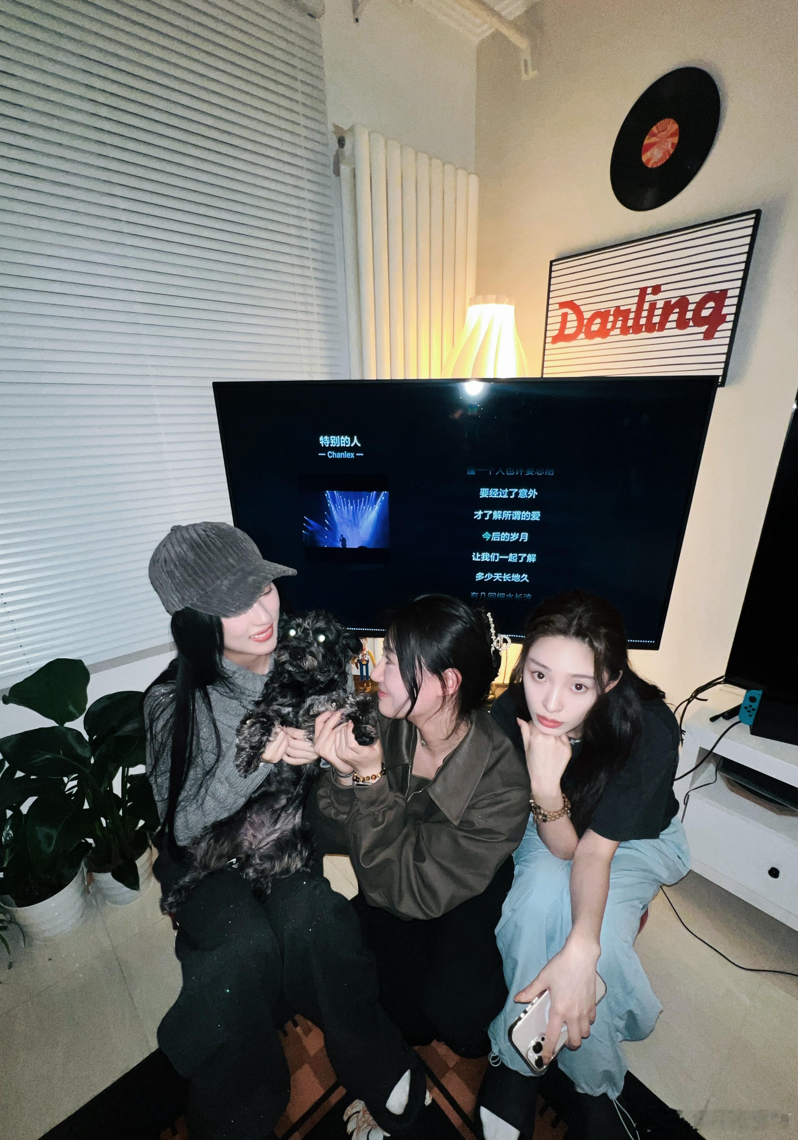 女宝们聚会，开心的像过年快乐源泉拯救不开心女宝 ​​​