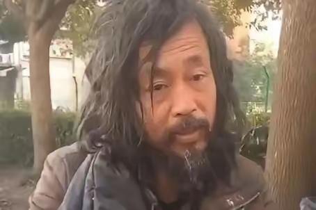 真不明白举报沈巍的究竟是些什么人。沈巍不过是个热爱读书、勤于思考的求知者。因为心