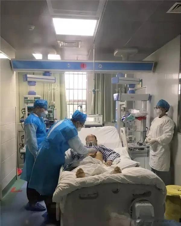 金钱再次打败亲情！北京，男子患肝癌已经是晚期，他放心不下妻女，在去世前3天，请朋