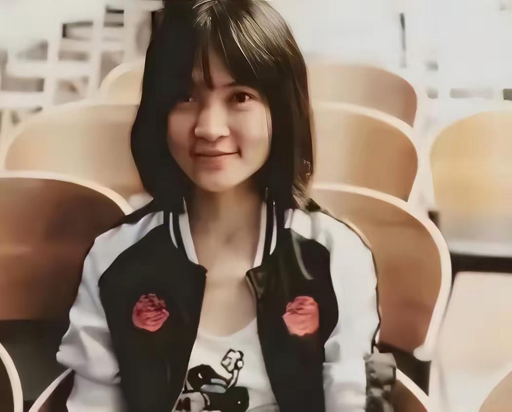 王懿这事儿真是让人感慨万千。她一个武大985硕士，本有着大好前途，却公开威胁“用