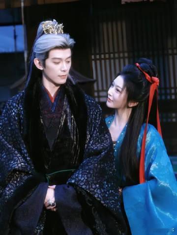 孔雪儿俞浅浅破碎感 孔雪儿的演技是细腻而深刻的，她将俞浅浅的多重身份演绎得游刃有