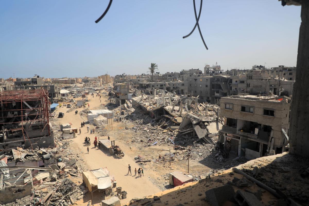 加沙地带发布2025年度报告显示，当地约240万居民持续受冲突影响，基础设施受损