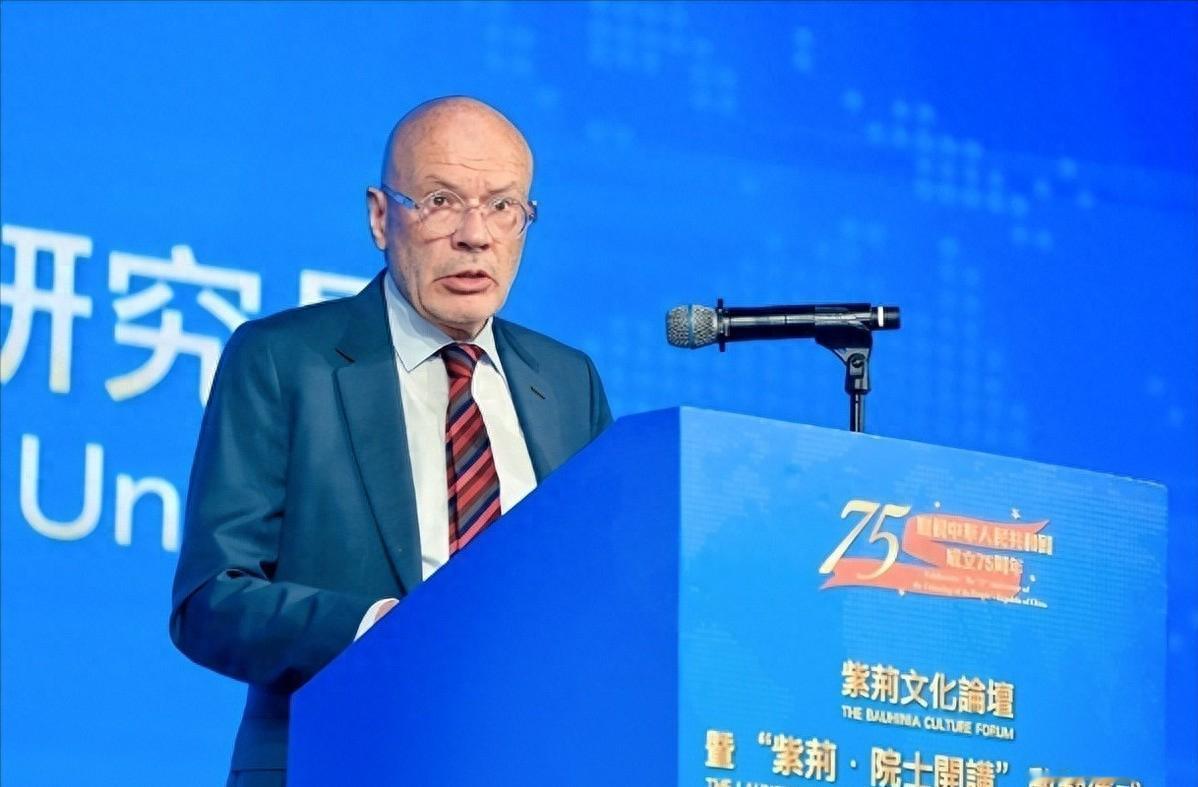 西方国家为什么都不喜欢中国？英专家曾坦白：中国有个＂老问题＂
 
马丁·雅克谈中