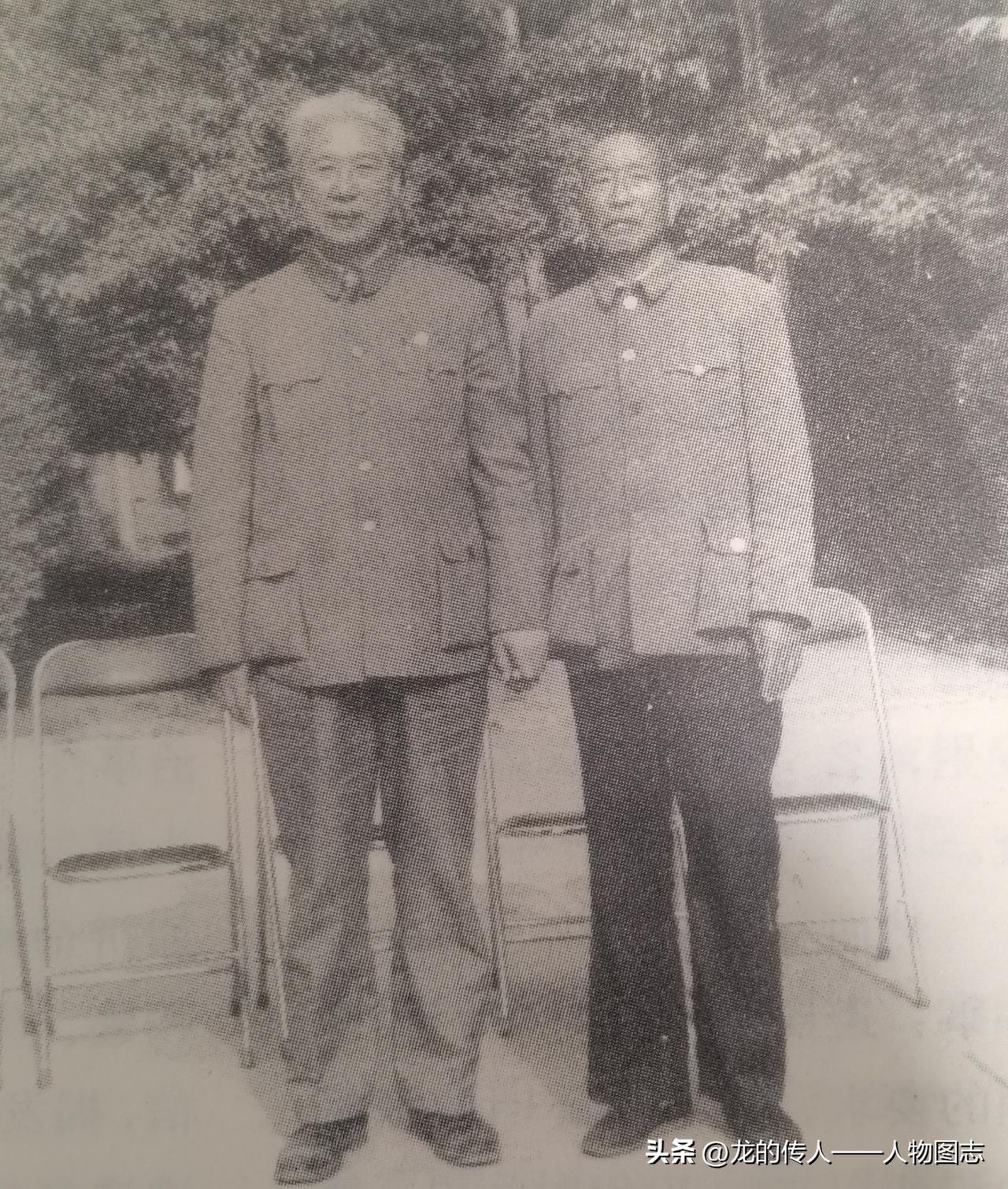 1990年5月，杨贵回林县看望红旗渠第三任指挥长、特等劳模马有金