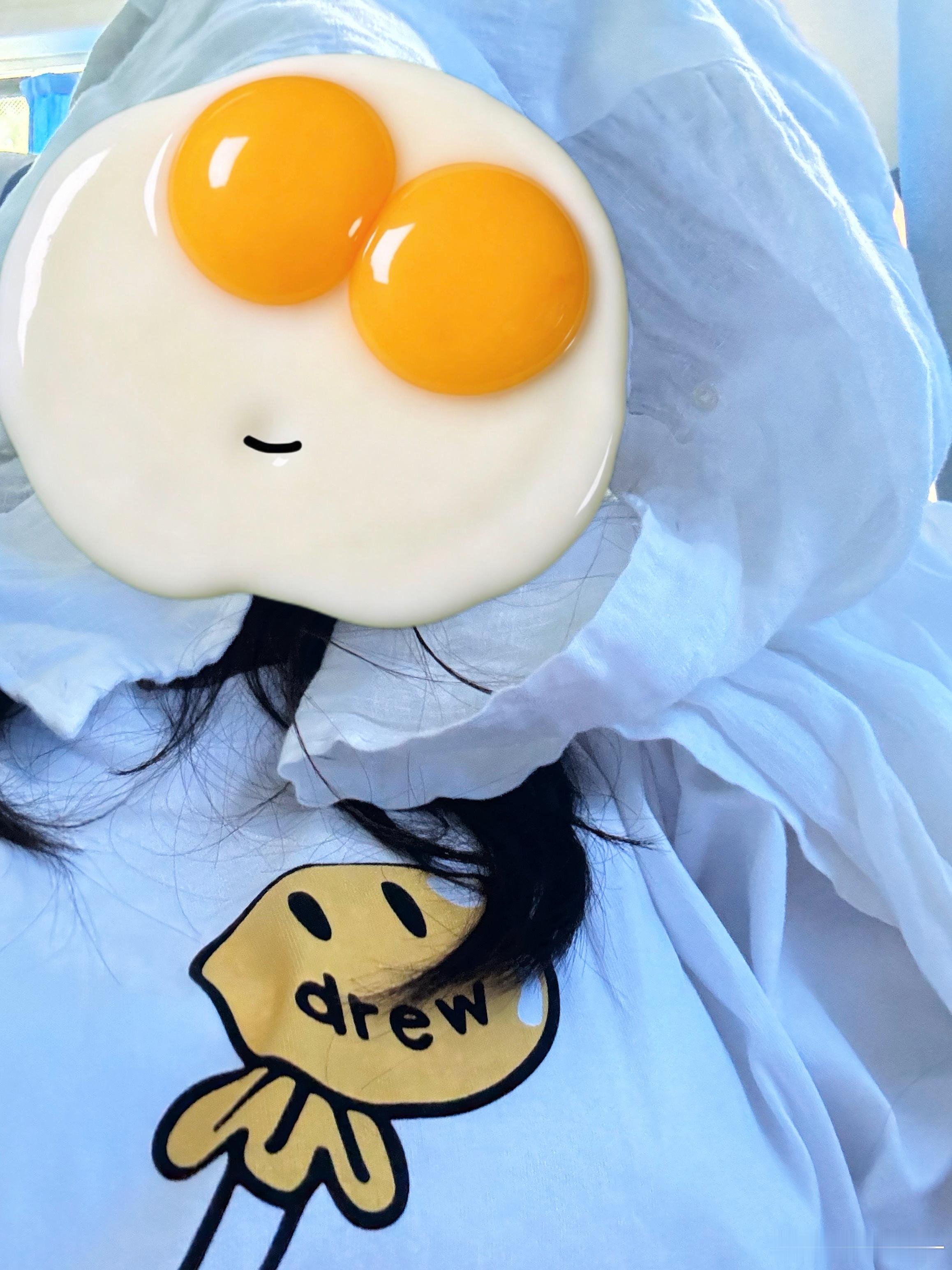 头怕风我就这样把衣服裹脑袋上