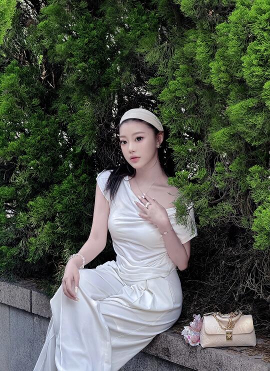 会p图的人能丑到哪里去