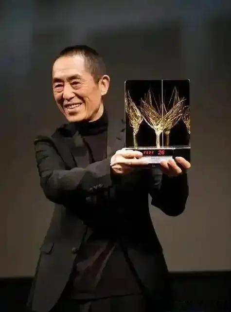哪吒获奖台下嘉宾反应冷淡原因第38届百花奖《哪吒之魔童闹海》高票斩获最佳影片台下
