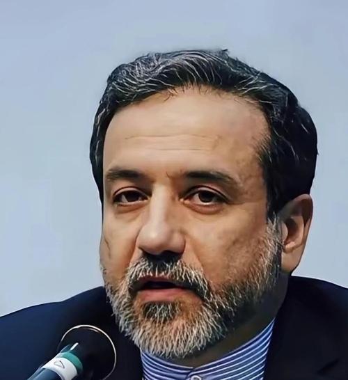 不惧刺杀！
伊朗外长：随时准备殉国。
 
半岛电视台3月18日专访，伊朗外长阿拉