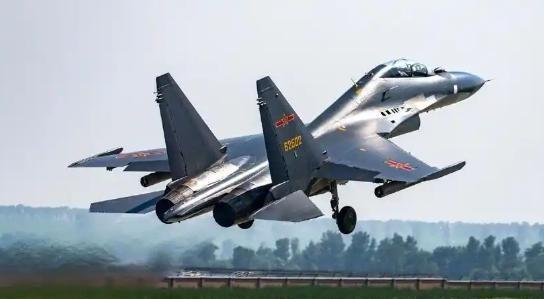 为啥中国总派歼16去拦截外机，而不是更先进的歼20？毕竟歼20可是五代机里的“尖