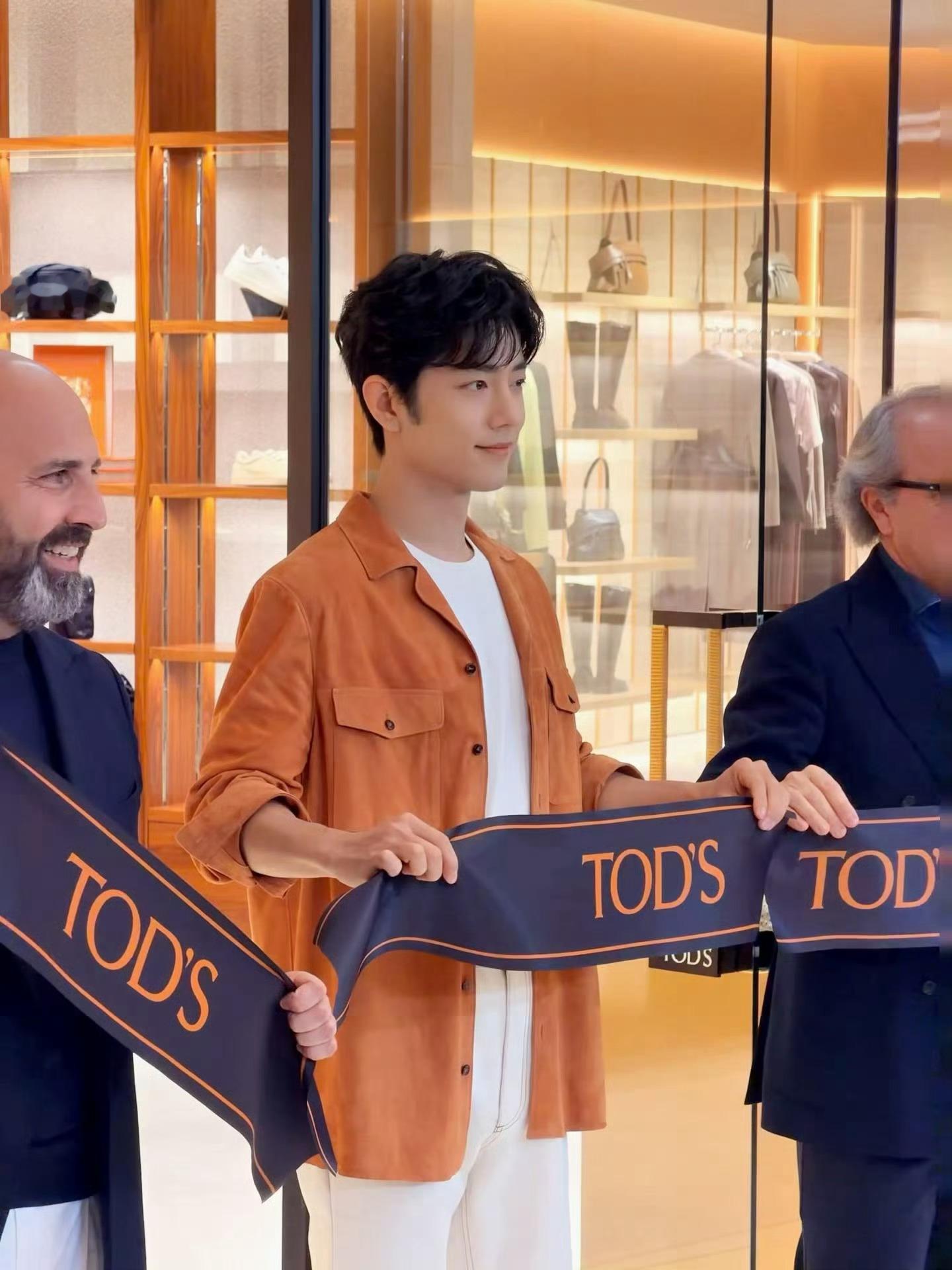 肖战澳门肖战澳门这组live生图好神 