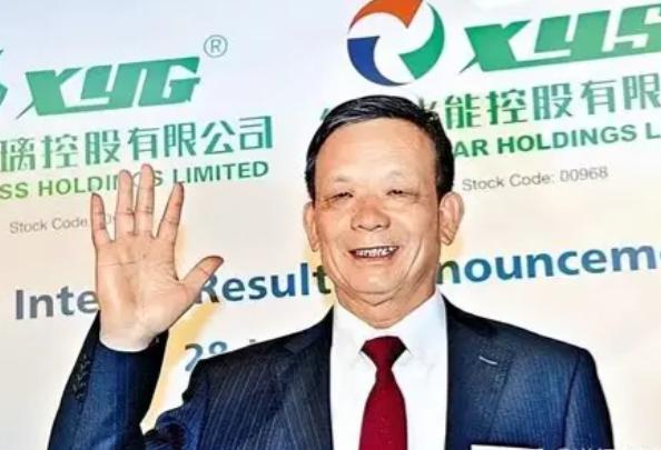玻璃大王曹德旺豪掷100亿建福耀科技大学后，又网传农夫山泉老板钟睒睒砸400亿狂