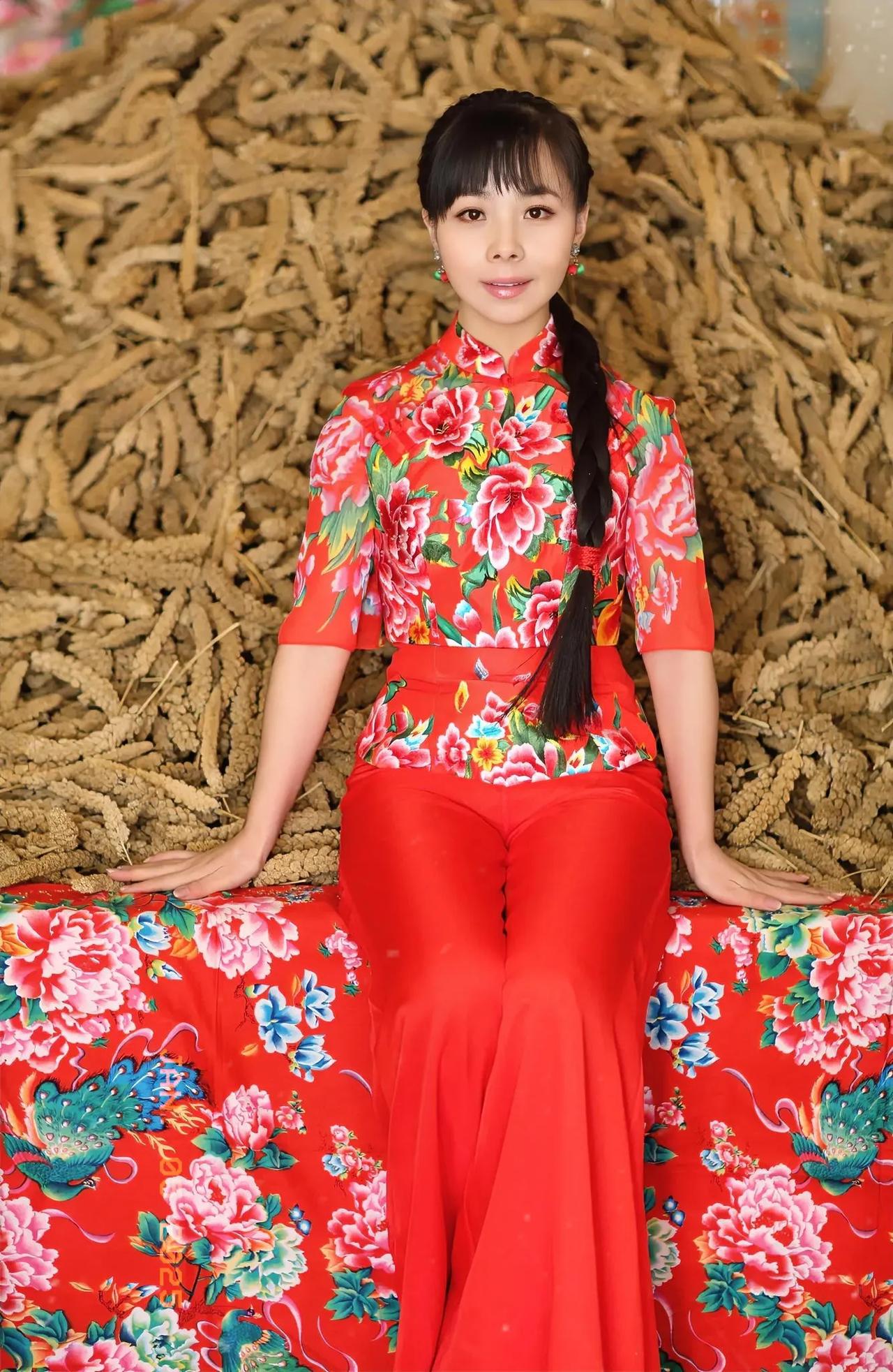 从星光大道走出来的陕北婆姨王二妮，从此改变了自己的人生轨迹，提高了自己的生活品质