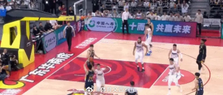 20分大逆转！赵睿23分弑旧主周琦仅3分 杰曼三分绝杀北京擒广东广东男篮vs北京