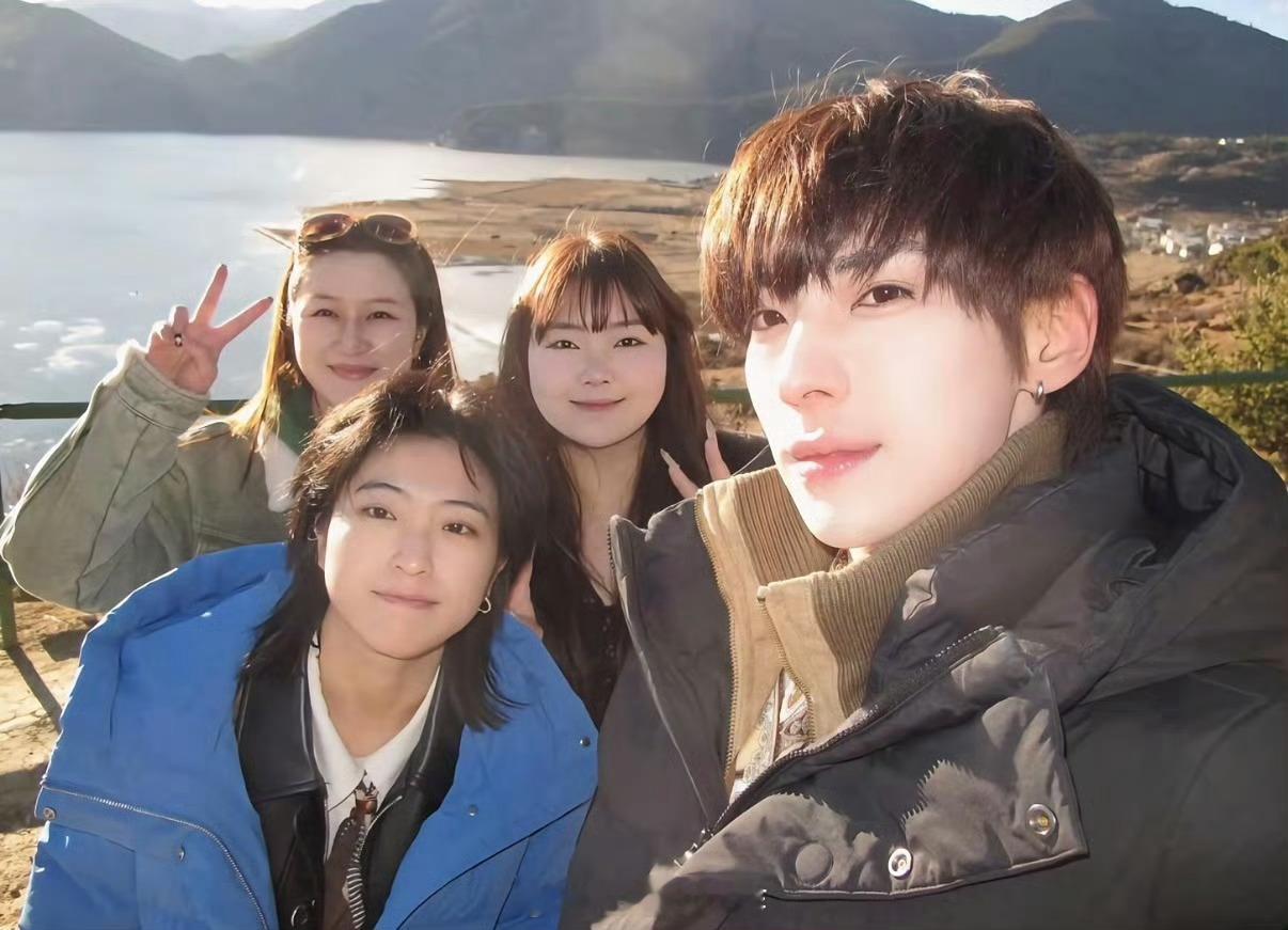 女孩子最懂女孩子你以为爱上的他，其实是她们颜安 全女工作室