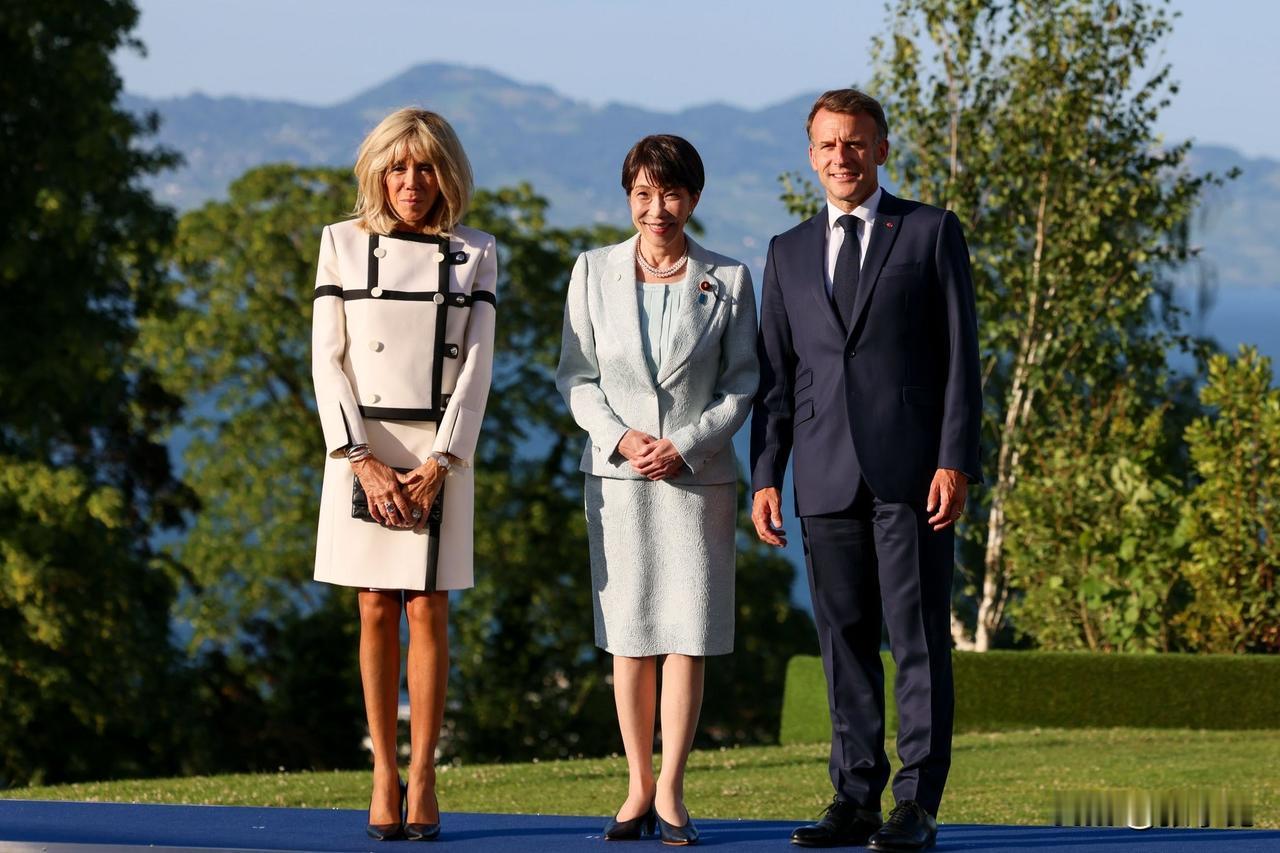 日本首相高市早苗今天发文说：“昨日，为出席七国集团（G7）峰会，我抵达以矿泉水闻