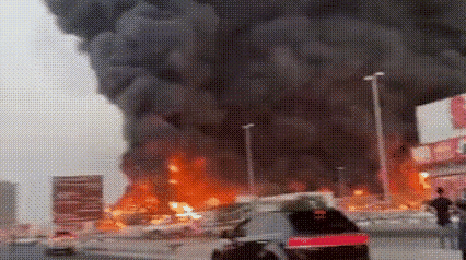 面对强大的对手，任何鼓励伊朗“拼死抵抗，血战到底”的言论，都是非理性的，是“看热