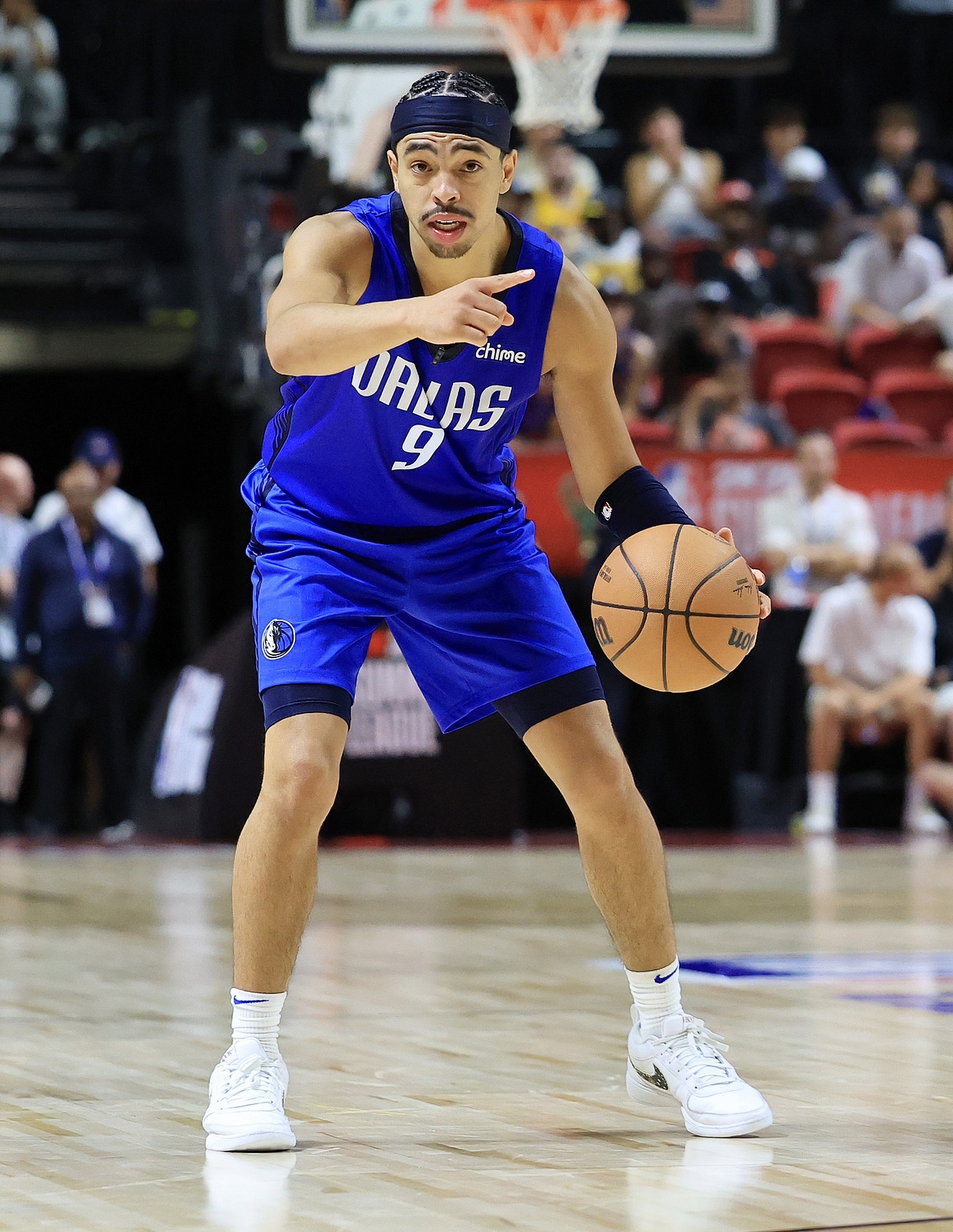 薪资专家Bobby Marks发文道：“考虑到瑞安·内姆哈德还能够代表球队出战3