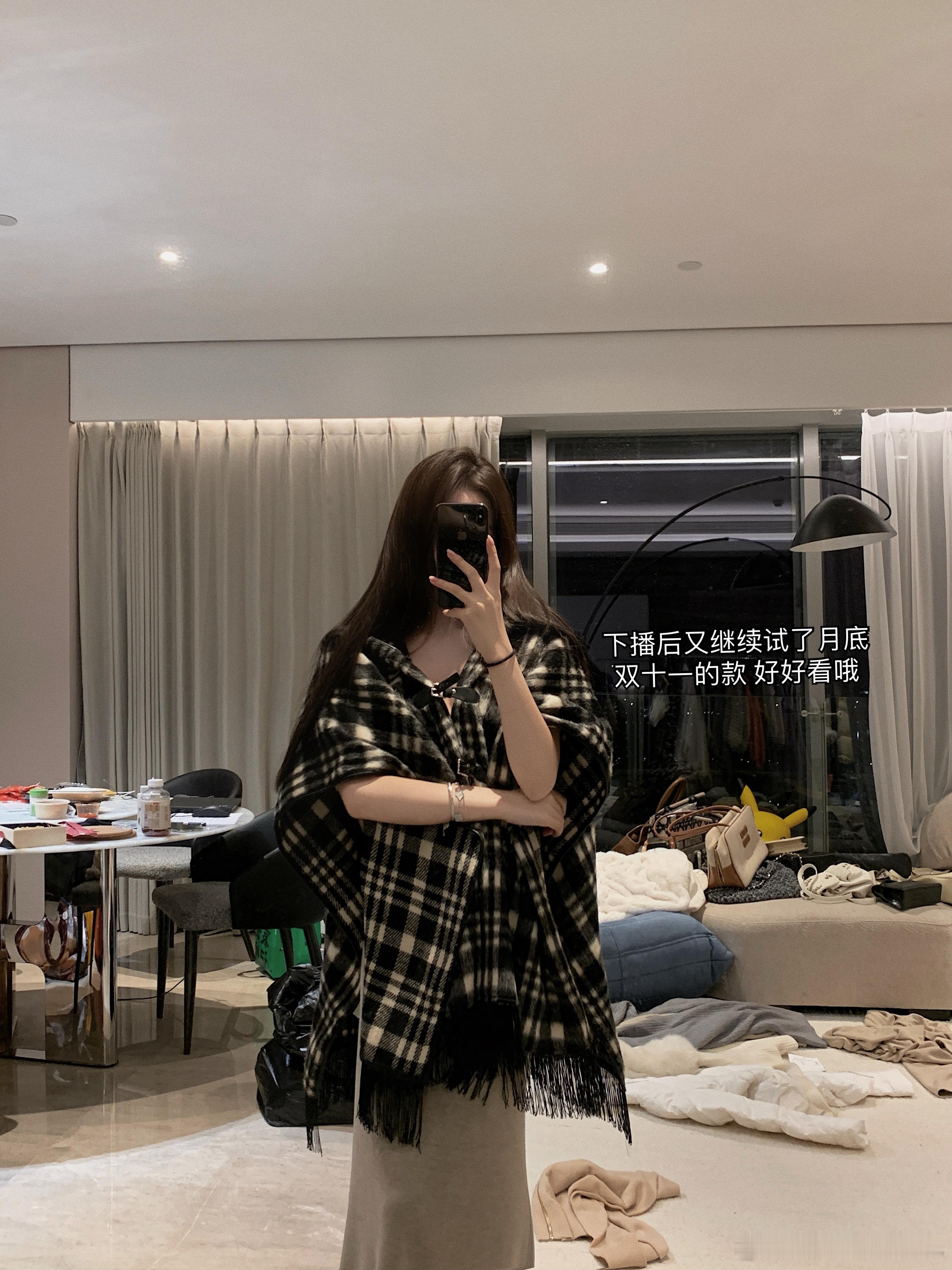 我妈来了两天走了 烧了六个菜 折腾了一两个小时 结果发现四个都是外卖[可爱] ​