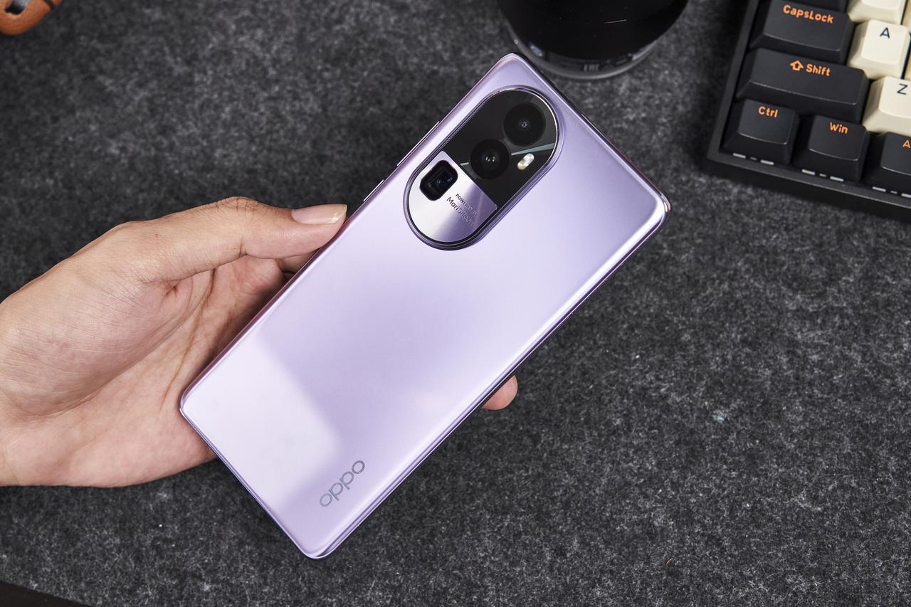 能不能流畅用4年时间？实际上手OPPO Reno10 Pro+，感觉问题不大。我