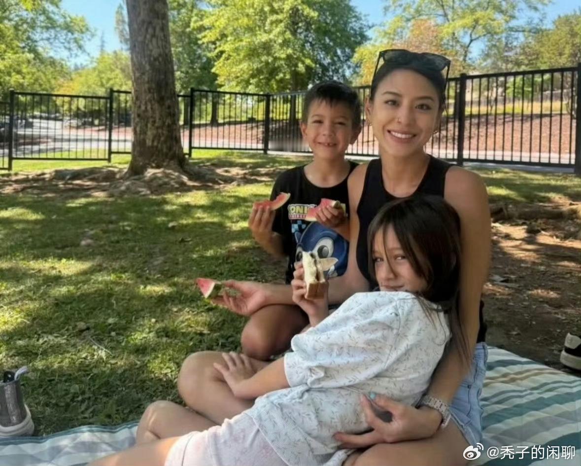 江语晨一边复出工作一边争抚养权江语晨这次真的两难能够理解的 