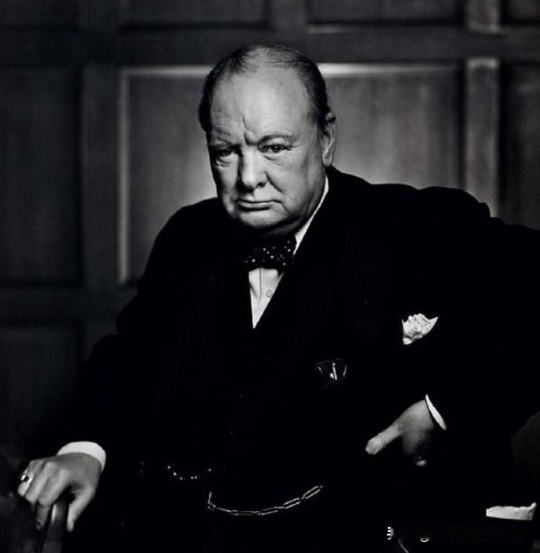 你为什么一事无成？因为缺乏勇气

勇气是呈现一切特质的根基。丘吉尔说过，你若想尝