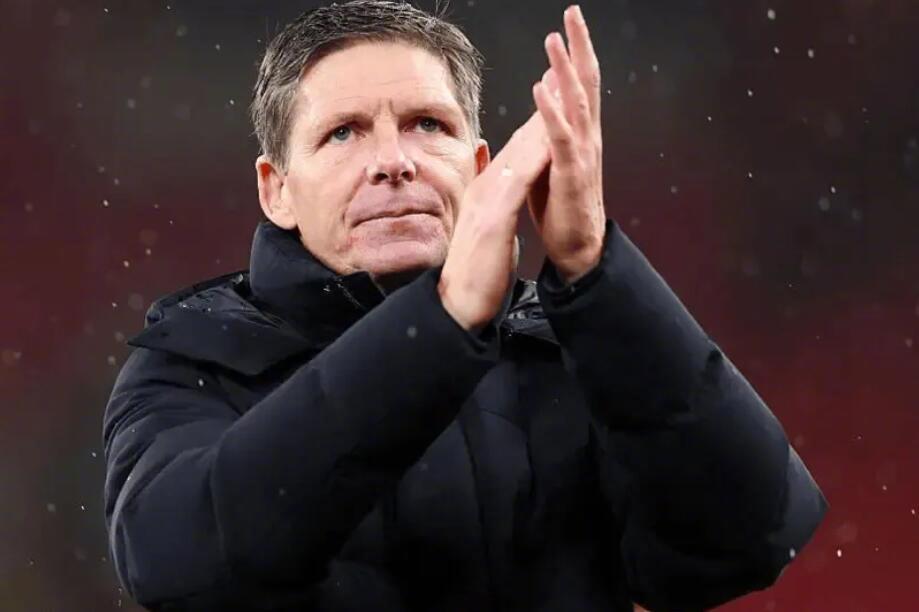 BBC足球事务Dale Johnson报道，水晶宫进入了英联杯1/4决赛，将面临