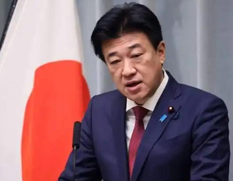 日本急了，要求马上谈判！

2026年1月7日，日本内阁官房长官木原稔在例行记者