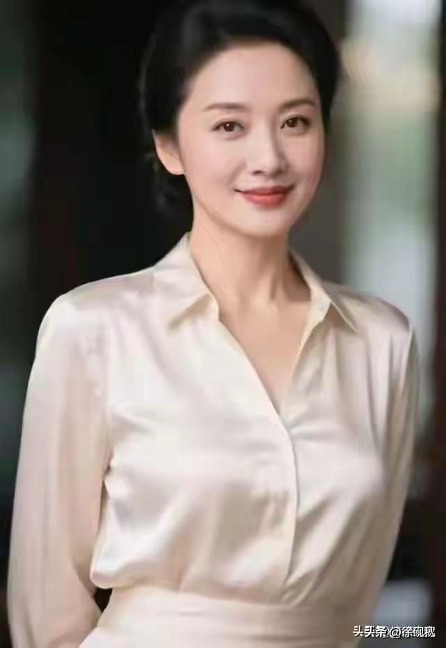 按照中医的说法，人的体质主要是分为，阴阳，或阴阳平衡。偏阴偏阳。处于相对平衡，就