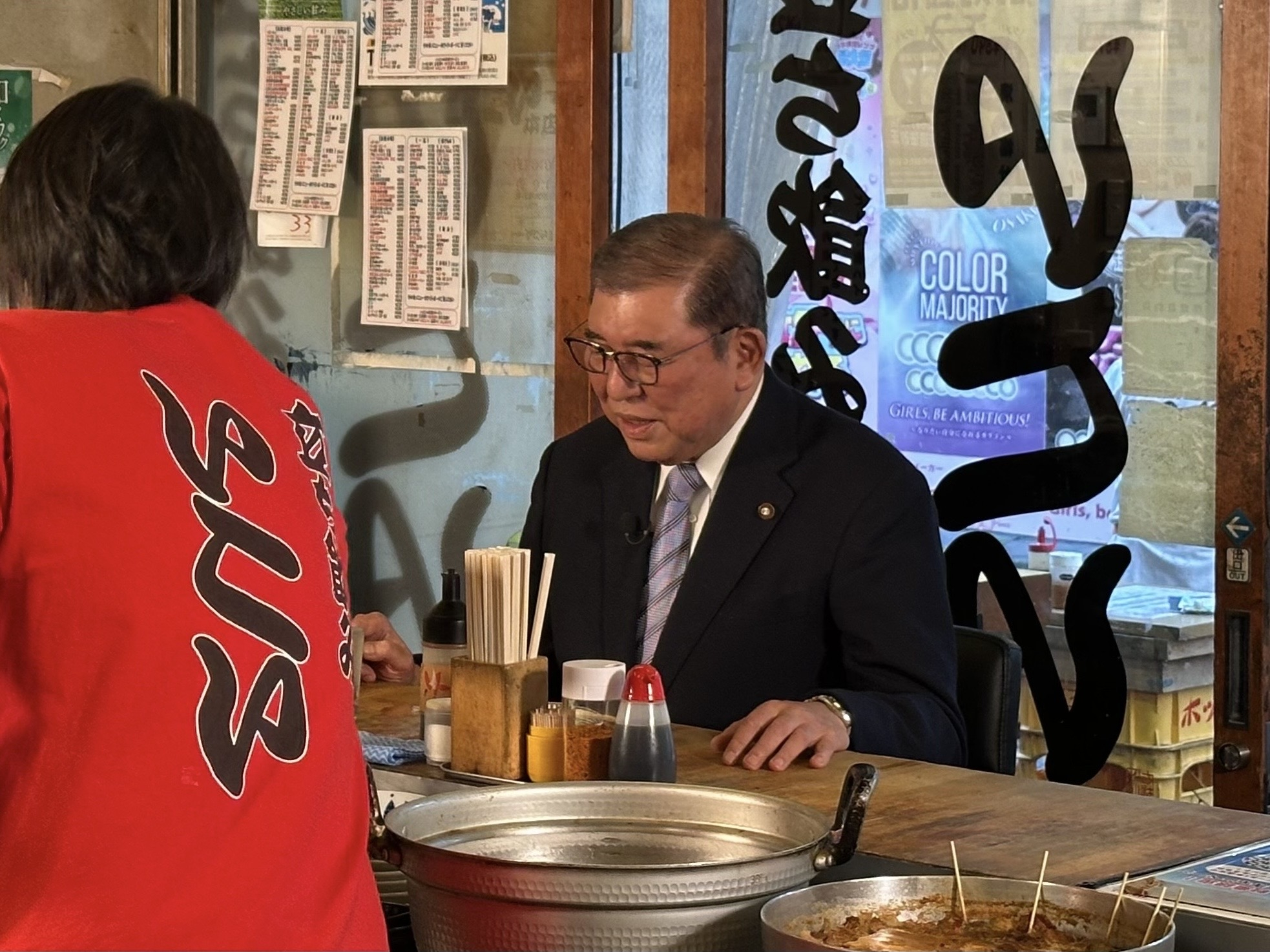 🔻石破茂今天说：“拜访了赤羽区。详情将另行告知。”🔻你们怎么办，关我什么事.