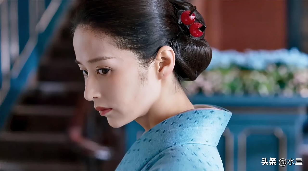 真的别硬夸了，《深潜》真的不好看
可以说成毅和颖儿的演技没问题
但剧情降智是事实