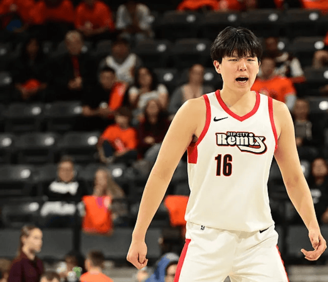 开拓者社媒互动：你认为瀚森今日的最佳瞬间是哪一刻？