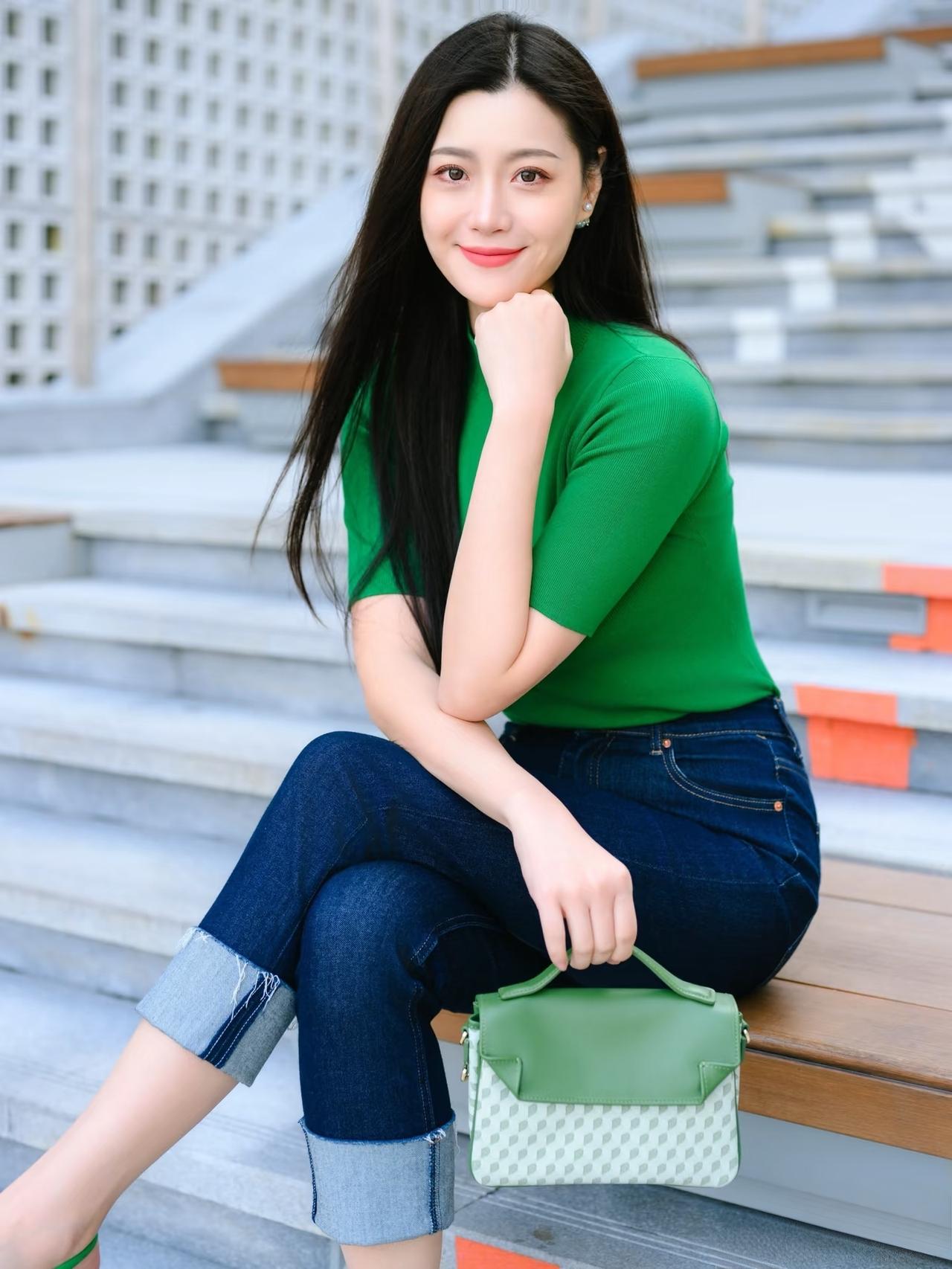 有哪些女生日常好看穿搭可以借鉴