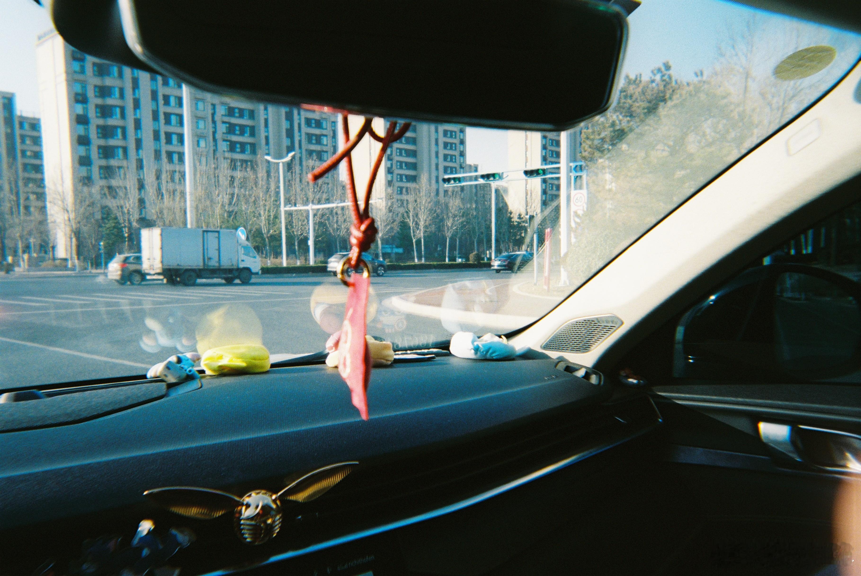 车上放香皂啊？？？那我买的好看的车内香薰都白买了？？？？有没有亲测的小伙伴？ 