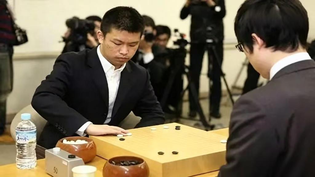 党毅飞318手出局，烂柯杯十届十冠魔咒再续两年
9月5日第十一届衢州·烂柯杯八强