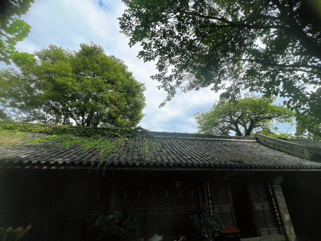 2026年8月27日📍贵阳·青岩古镇逛了这座有着六百年历史的石头古镇。穿梭在石