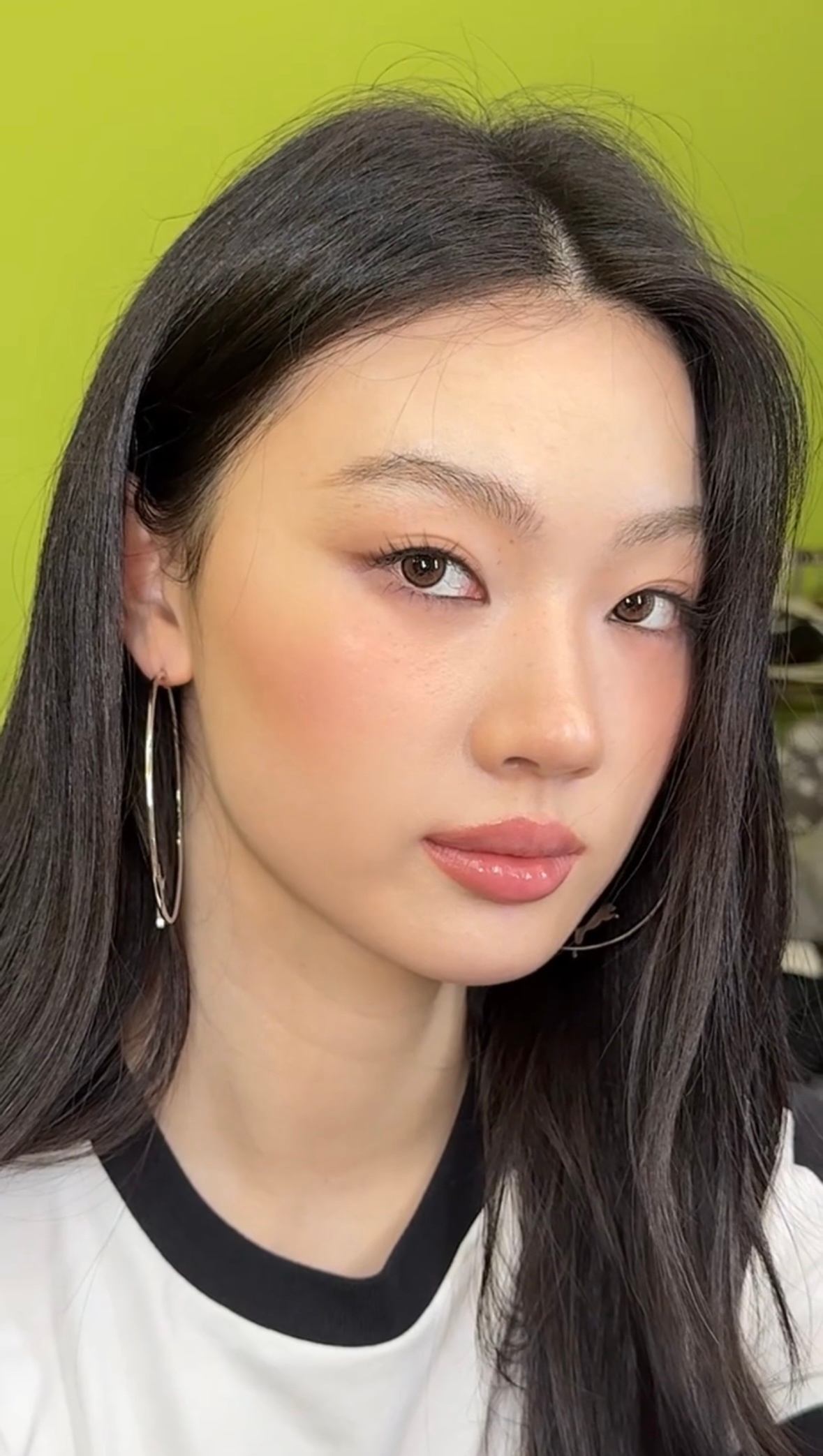 我妈就这样用原相机前置轻轻秒了全世界…妈妈老婆姐姐老公你欠我一组自拍🥺