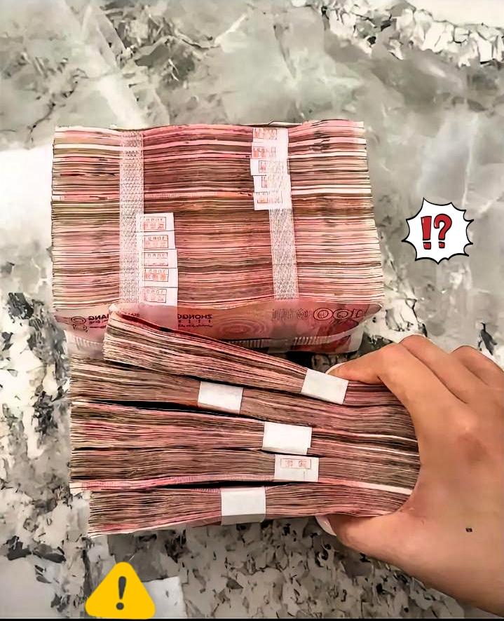 现在这个局势，
油价上涨黄金暴跌，
但凡你手里有10万20万现金的，千万不要觉得