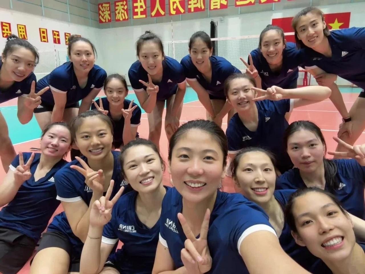 中国女排世锦赛今晚首秀中国女排世锦赛首秀对阵墨西哥 今天晚上8点半，央视频和排抖