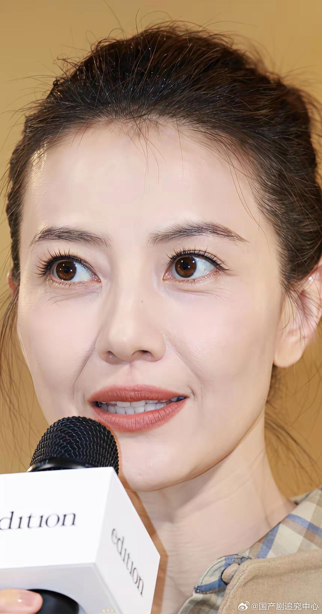 高圆圆在高清镜头中颜值 