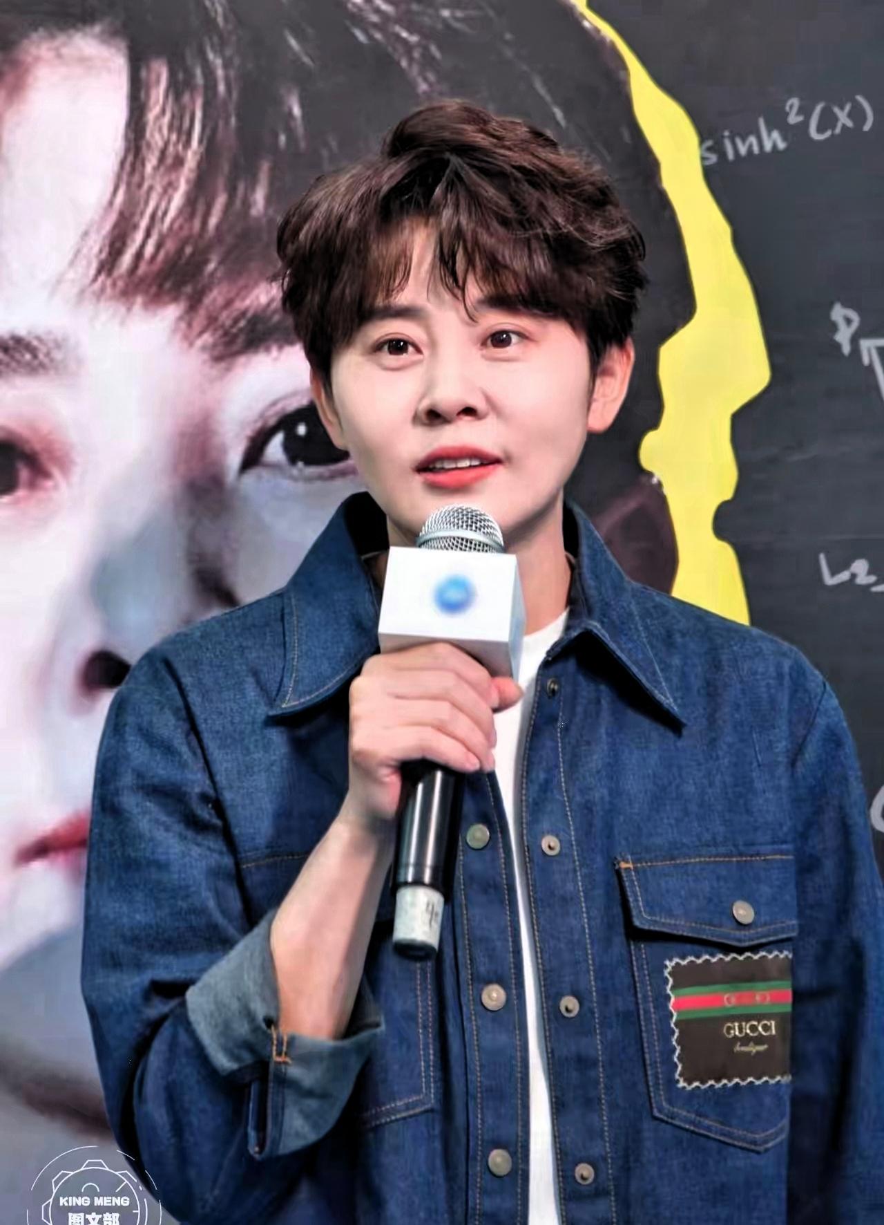 其实明眼人都看得出来，
王濛被破格晋升，
根本不是因为她的滑冰有多厉害，而是短道