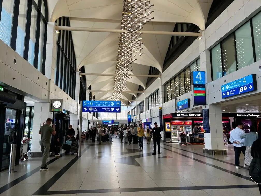 受中东战事影响，阿联酋迪拜将对外国航空公司实施新一轮“限飞”政策，从4月20日至