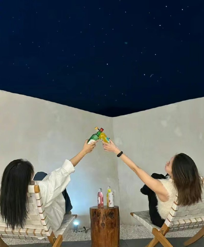 生活和朋友 越简单越好 如果你有我就够了 那么我也是 . ​​​