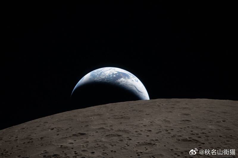 呼应58年前“地出”经典照！阿尔忒弥斯2号拍下震撼“地落”画面海外新鲜事 美国国