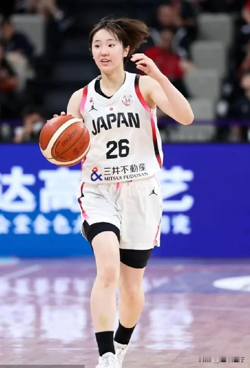 很意外，也很遗憾，今晚的中国女篮会以81比90，而落败于日本女篮的手下!
   