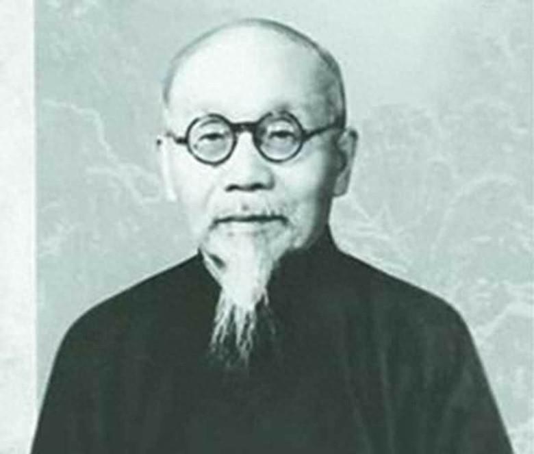毛主席三次邀请仇鳌赴京任职，对方坚辞不就，主席语重心长：您只需来参加会议就好
1
